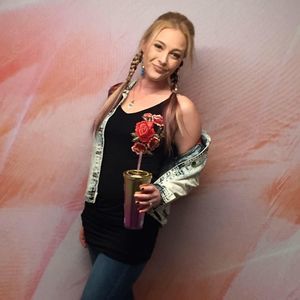 Meet your Posher, Amandarae